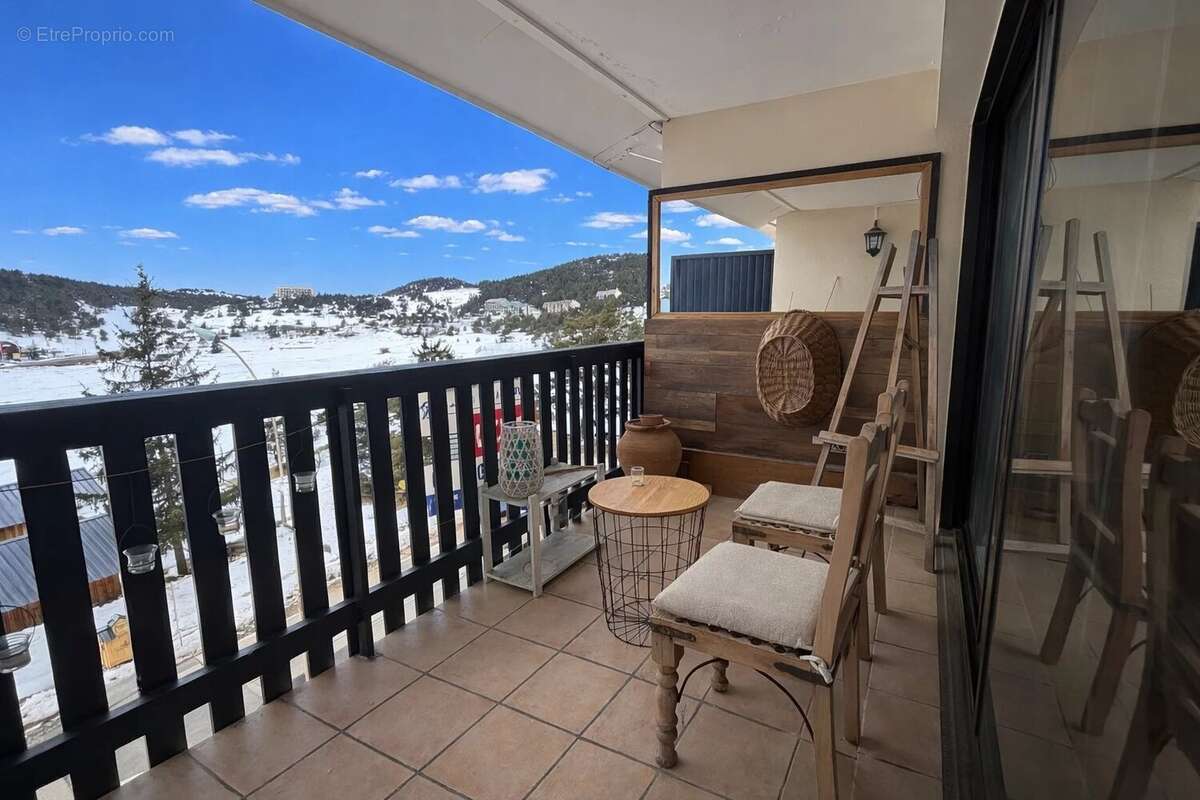 Appartement à VALLAURIS