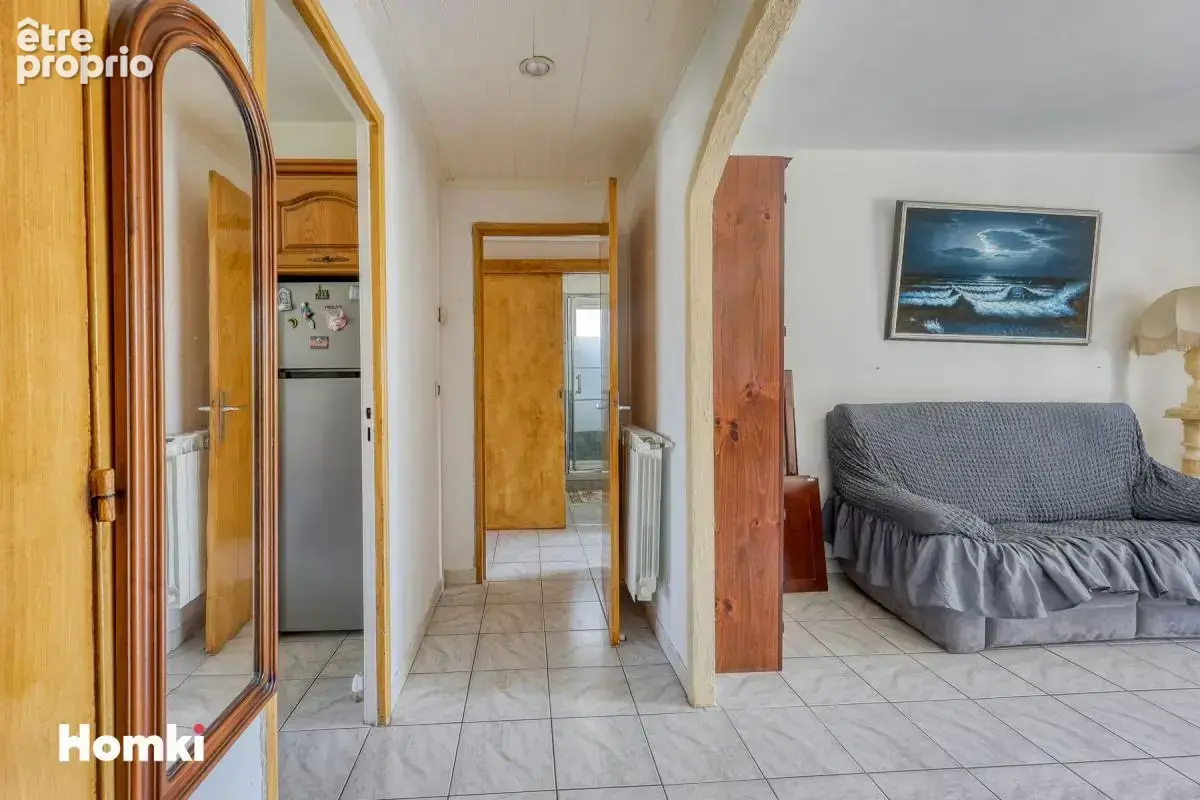 Appartement T4 de 71 m² à Le Pradet 83220, Rue Eugène Fromentin - photo 5