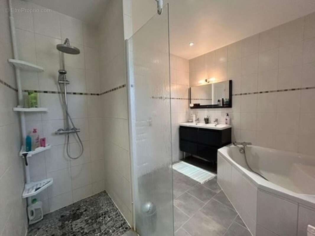 Photo 8 - Maison à LES EGLISES-D&#039;ARGENTEUIL