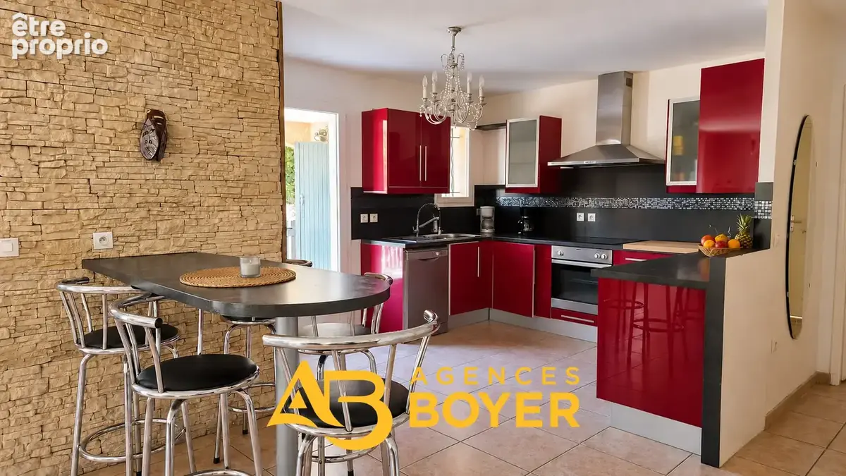 Maison familiale avec piscine à Bandol   Terrain 1200 m2 - photo 6