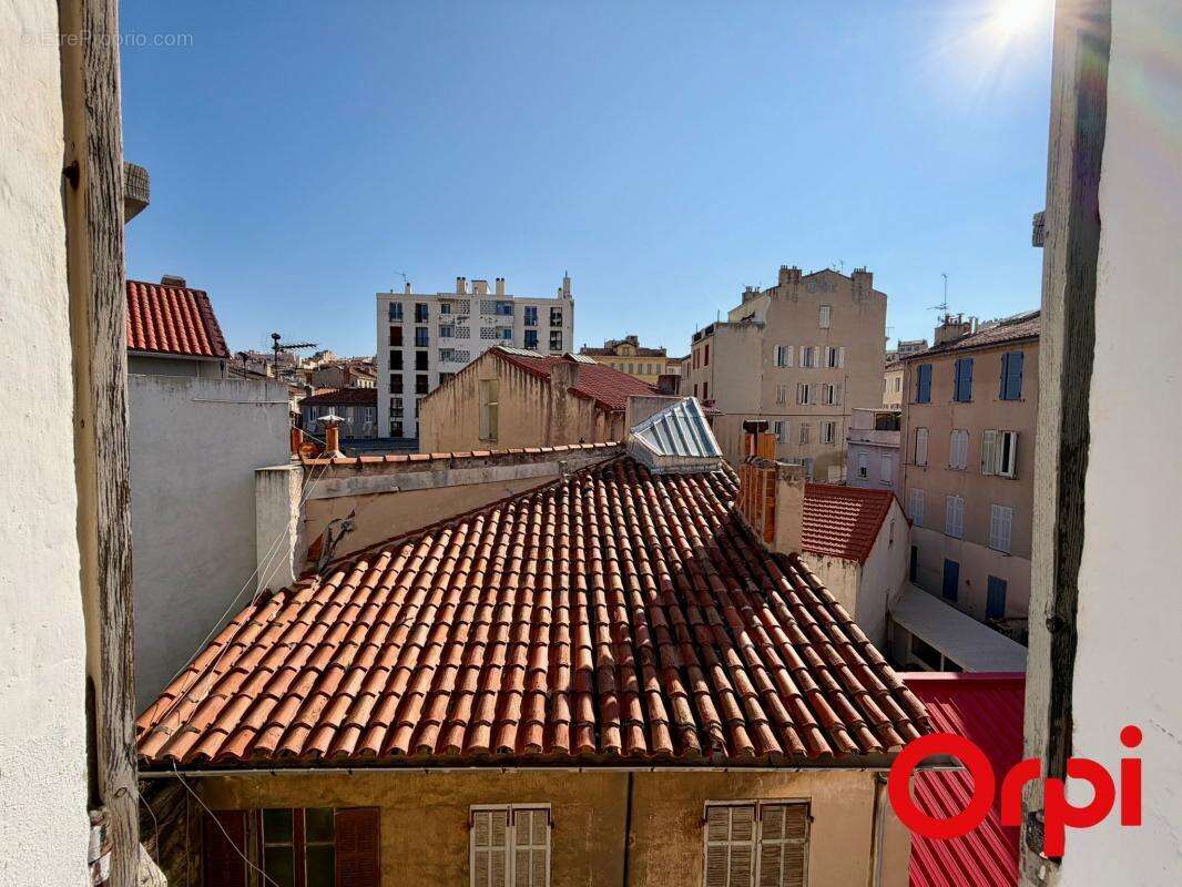 Appartement à MARSEILLE-7E