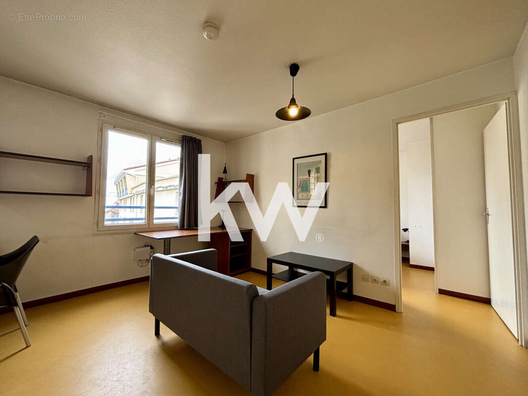 Appartement à SAINT-ETIENNE
