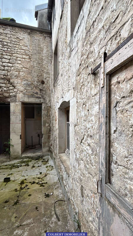 Appartement à TONNERRE