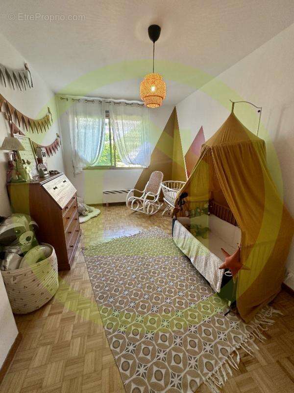 Appartement à MARSEILLE-9E