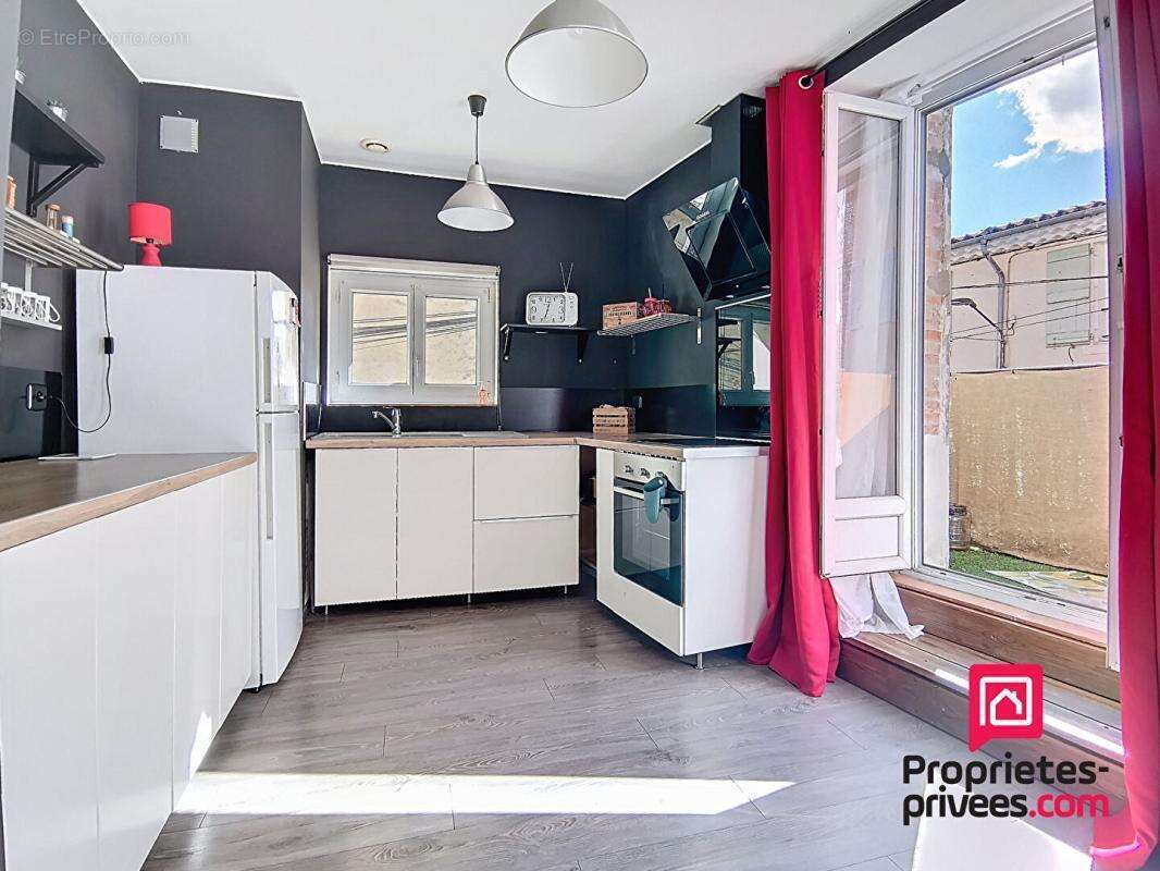 Appartement à TOURVES