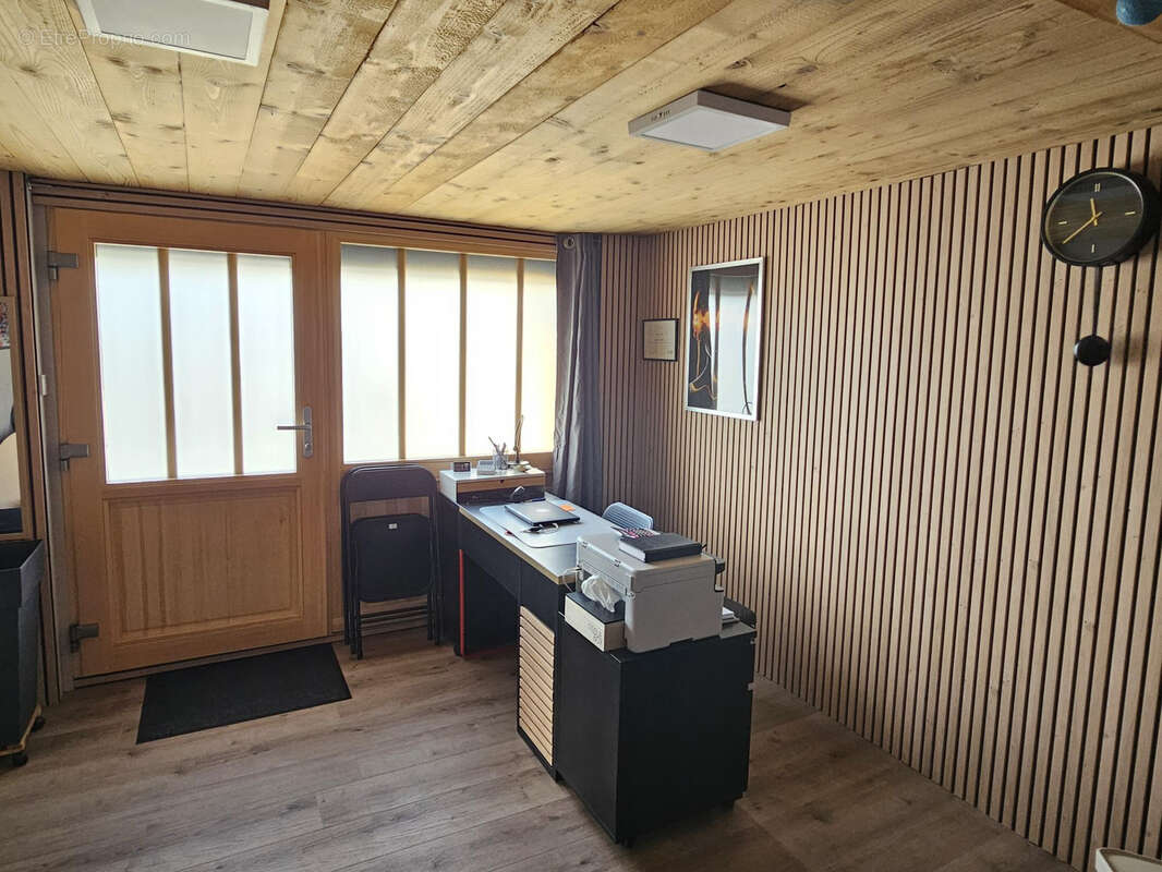 Maison à ORCHAMPS-VENNES