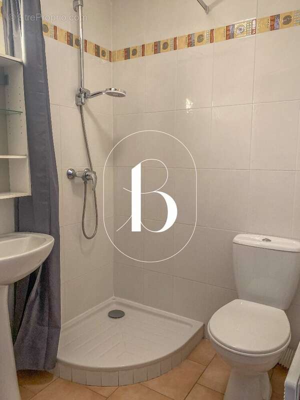 Appartement à BARJAC