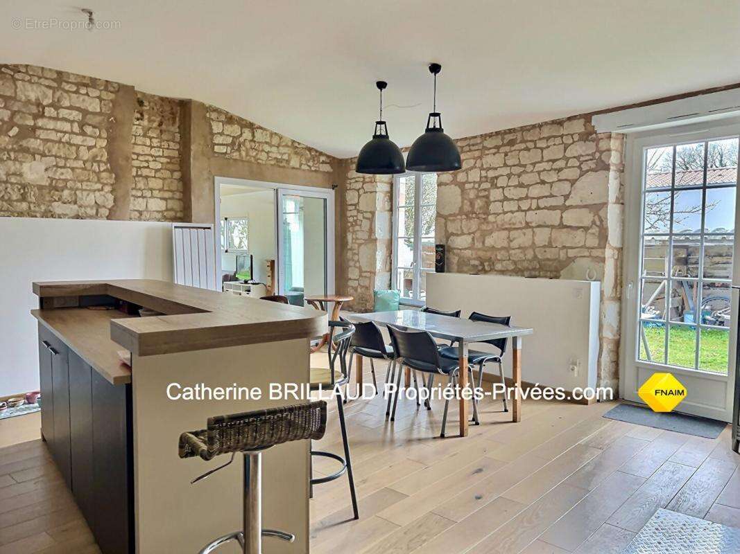 Maison à AIGREFEUILLE-D'AUNIS