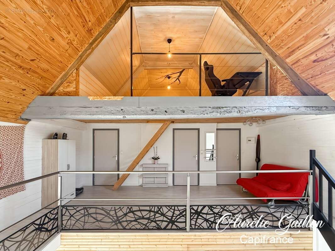 Longère rénovée 165 m² – lumineuse, beaux volumes et charme de la pierre - photo 12