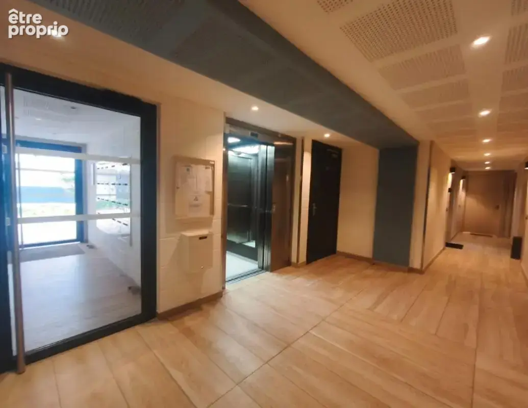 Beau t3 recent avec terrasse et place de parking en sous-sol dans residence securisee - photo 10