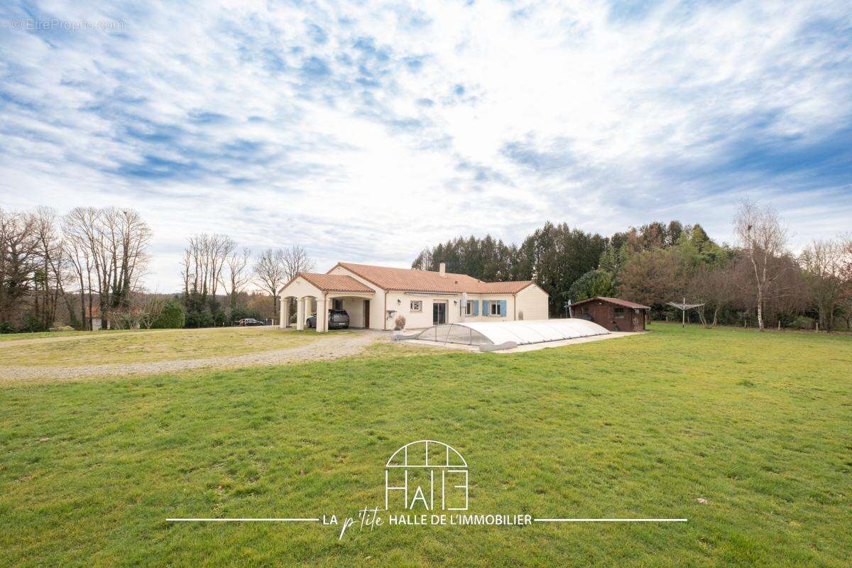 Maison 145 m² à Cieux  - photo 19