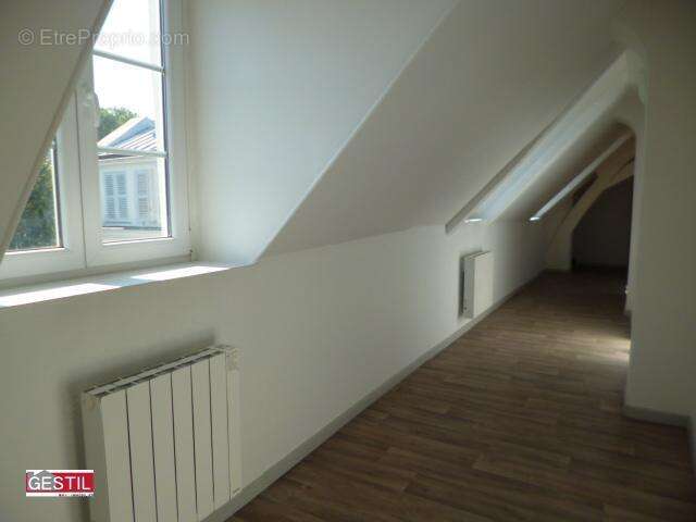 Appartement à SAINT-OUEN-L'AUMONE