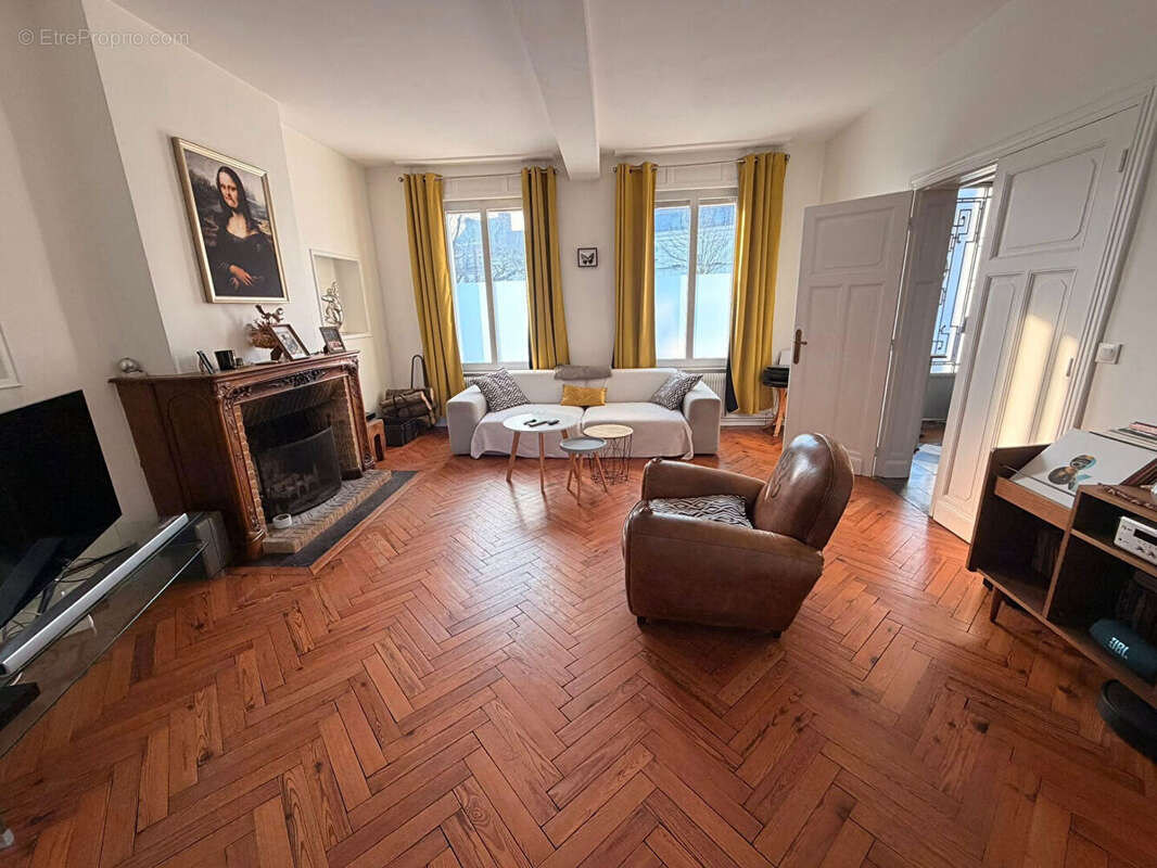 Maison à RAISMES