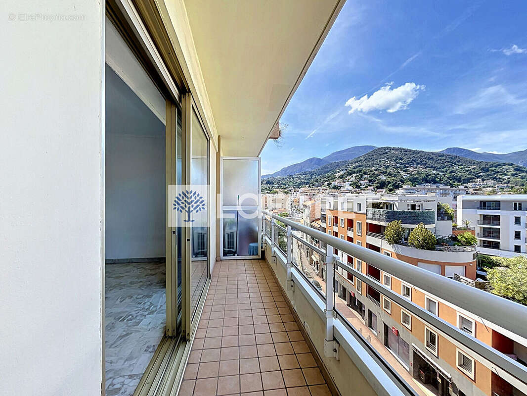 Appartement à ROQUEBRUNE-CAP-MARTIN