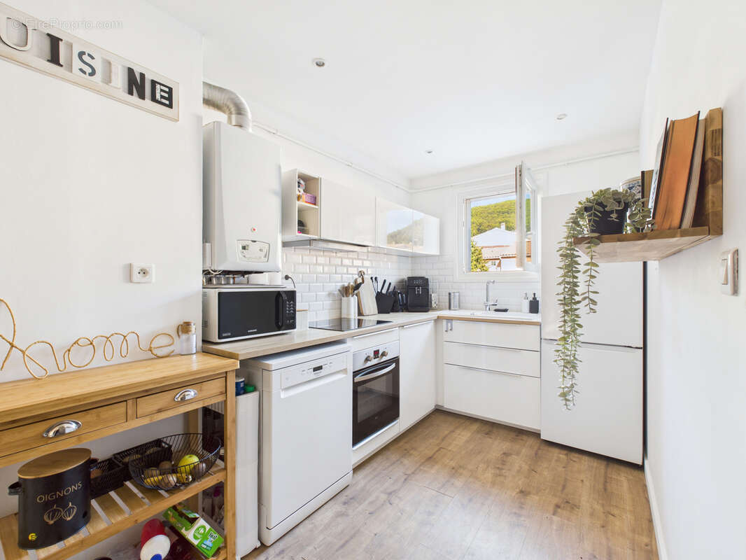 Appartement à LA FARLEDE