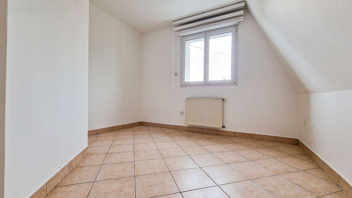 Maison à SARTROUVILLE