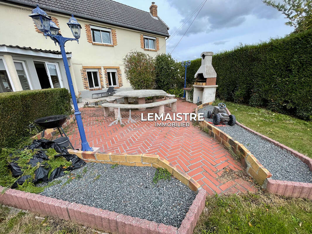 Maison à LIMPIVILLE