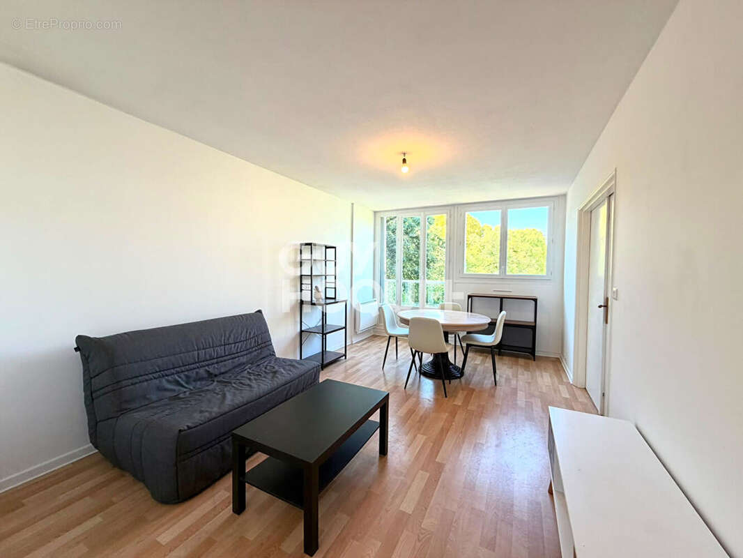 Appartement  3 pièce(s) - Saint-Jean-le-Blanc (45650) - photo 3