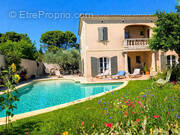 Maison à VILLENEUVE-LES-AVIGNON