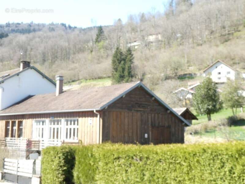 Maison à LA BRESSE