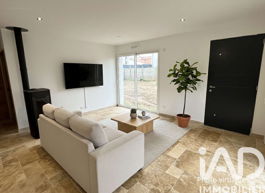 Photo 3 - Maison à MONNIERES