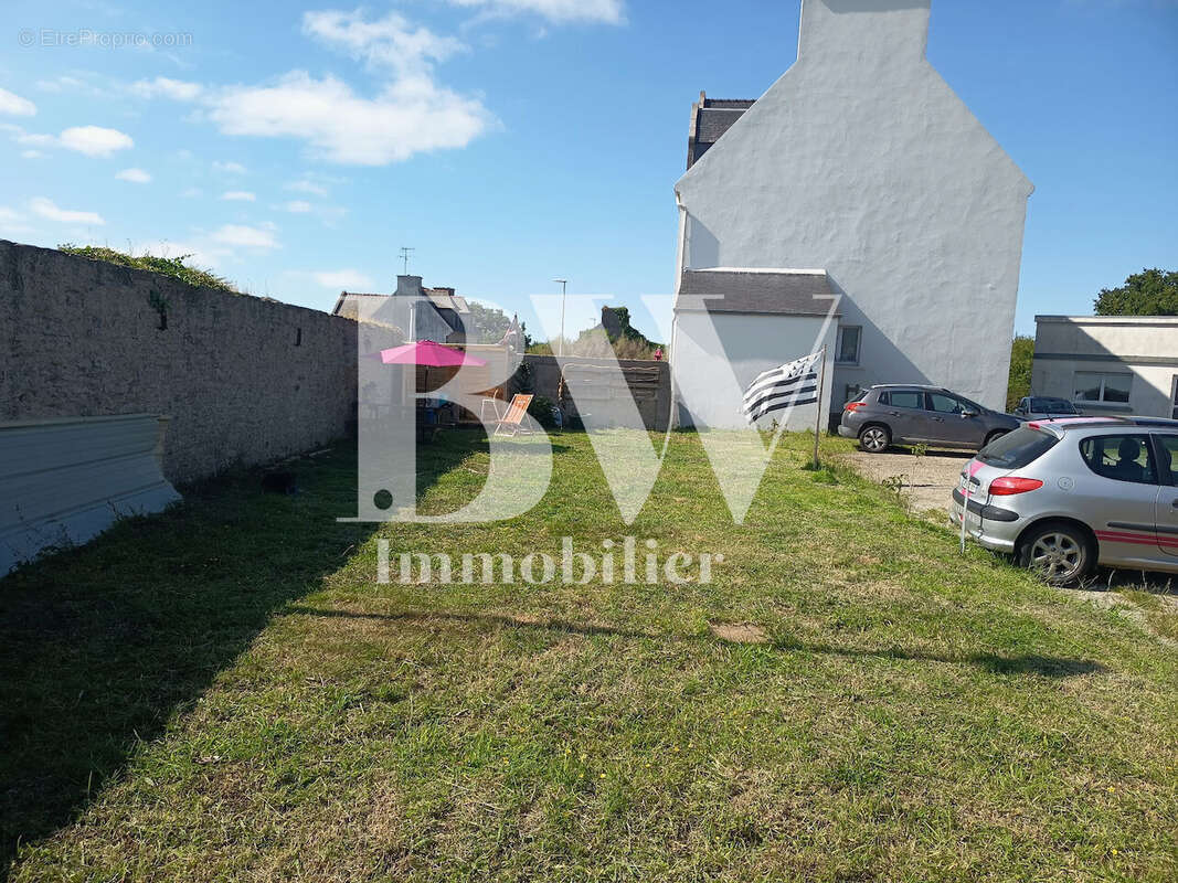 Appartement à GUIPRONVEL