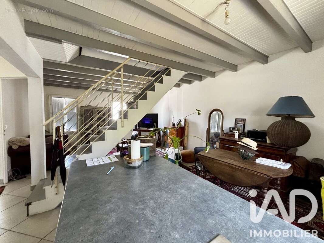 Maison 75 m² à L'eguille  - photo 2