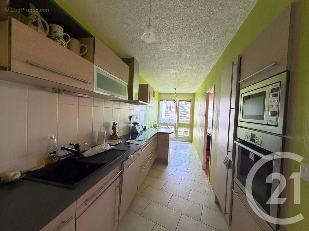 Appartement 69 m² à Aurillac  - photo 2