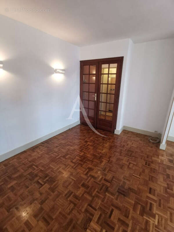 Appartement à LE BOURGET