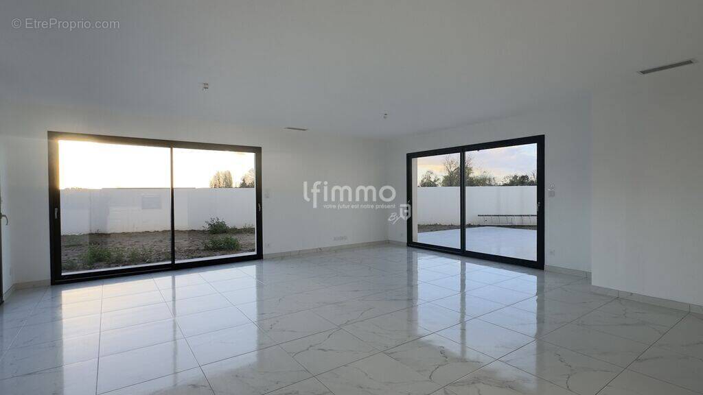 Maison à CAMPLONG-D&#039;AUDE