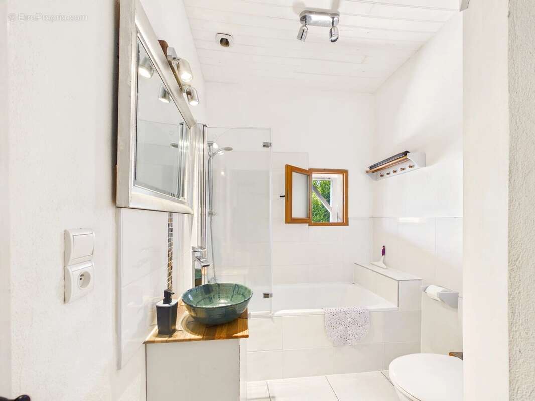 Charmante maison et maison d'amis avec piscines privées et terrasses spacieuses - photo 12