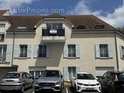 Appartement à VILLIERS-LE-BACLE