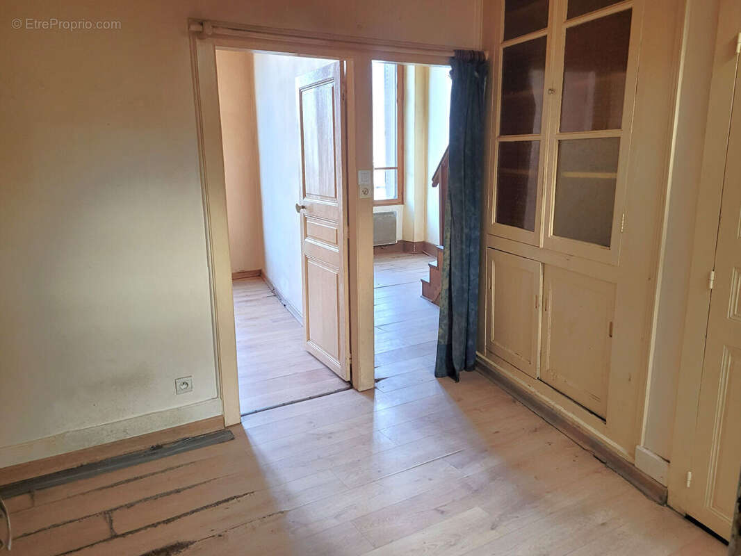 Appartement à TOUCY