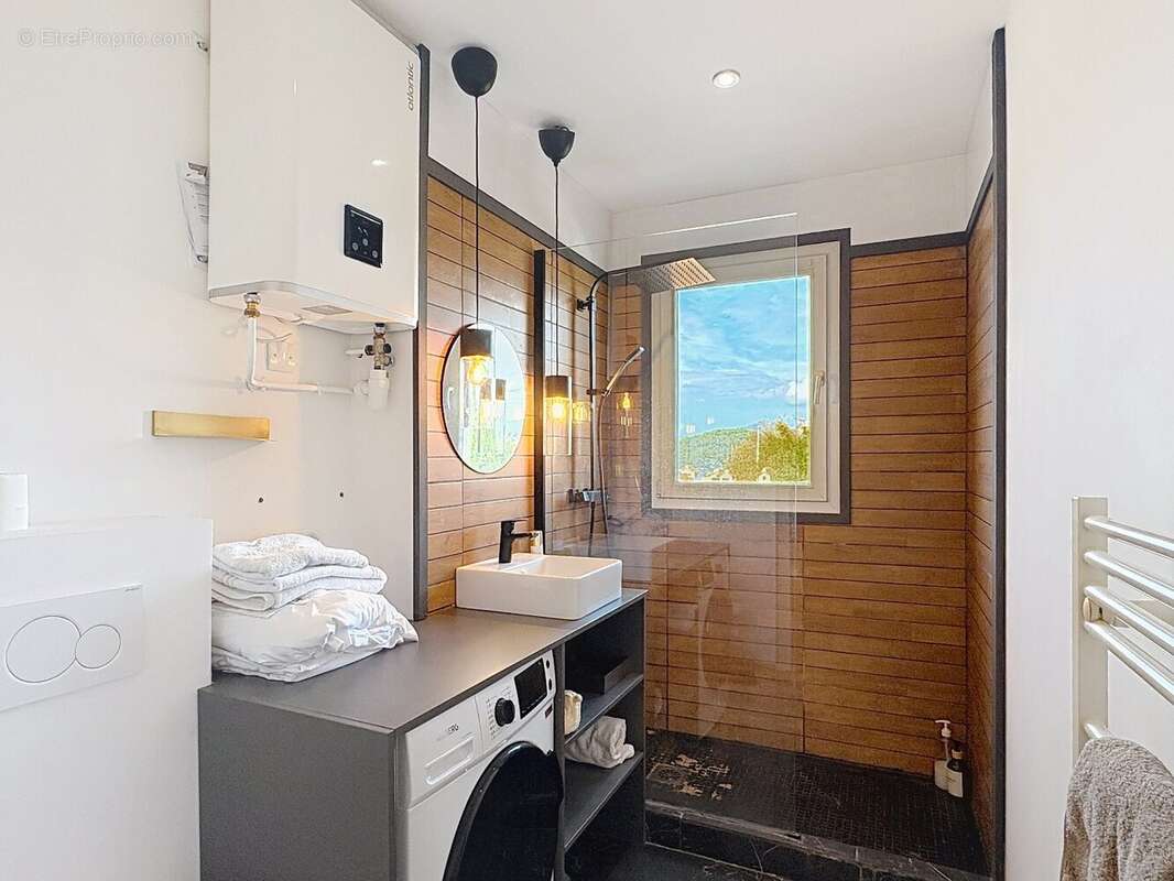 Appartement à SAINT-TROPEZ