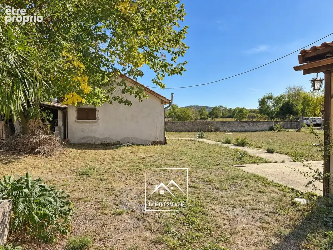 LARREULE (65) – À VENDRE – Maison ancienne rénovée de 192 m² – 4 chambres, dépendances et terrain piscinable de 2 180 m² - photo 19