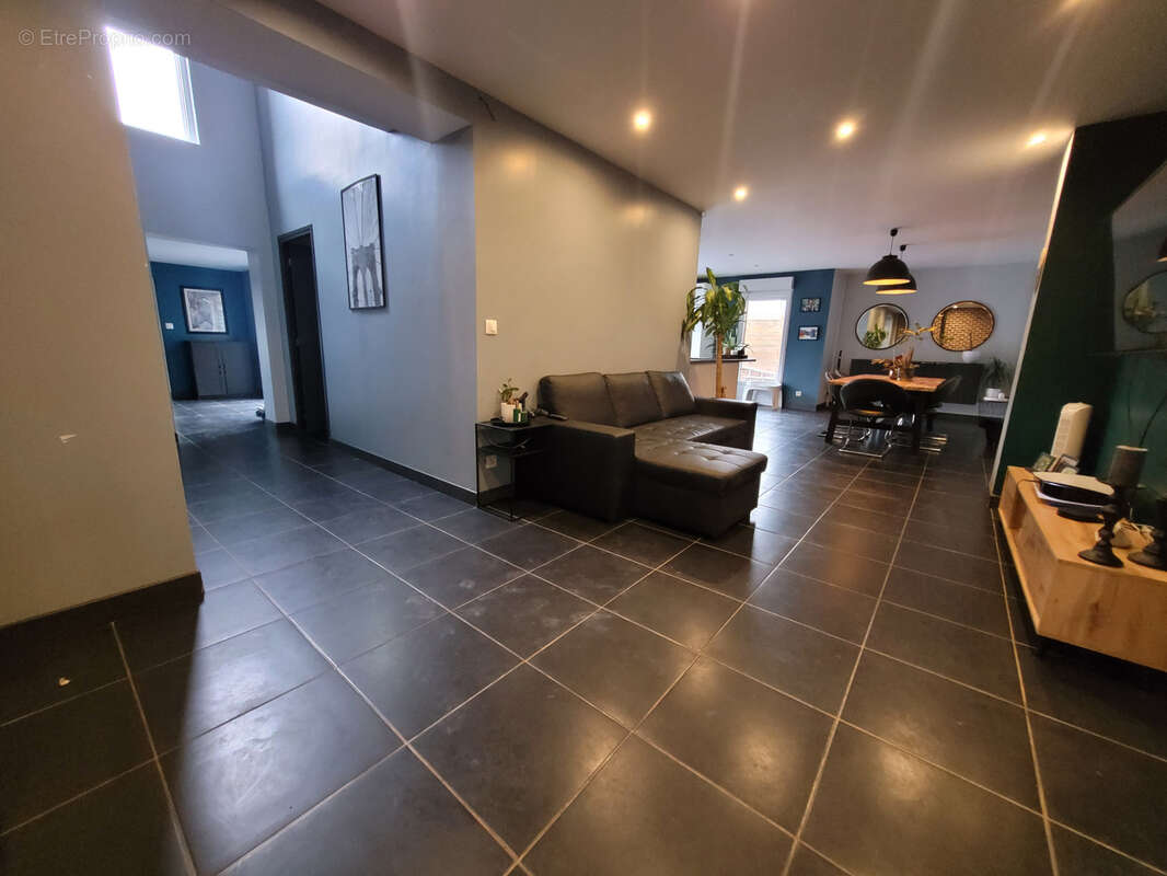 Maison semi plain pied 4 chambres jardin garage - photo 2