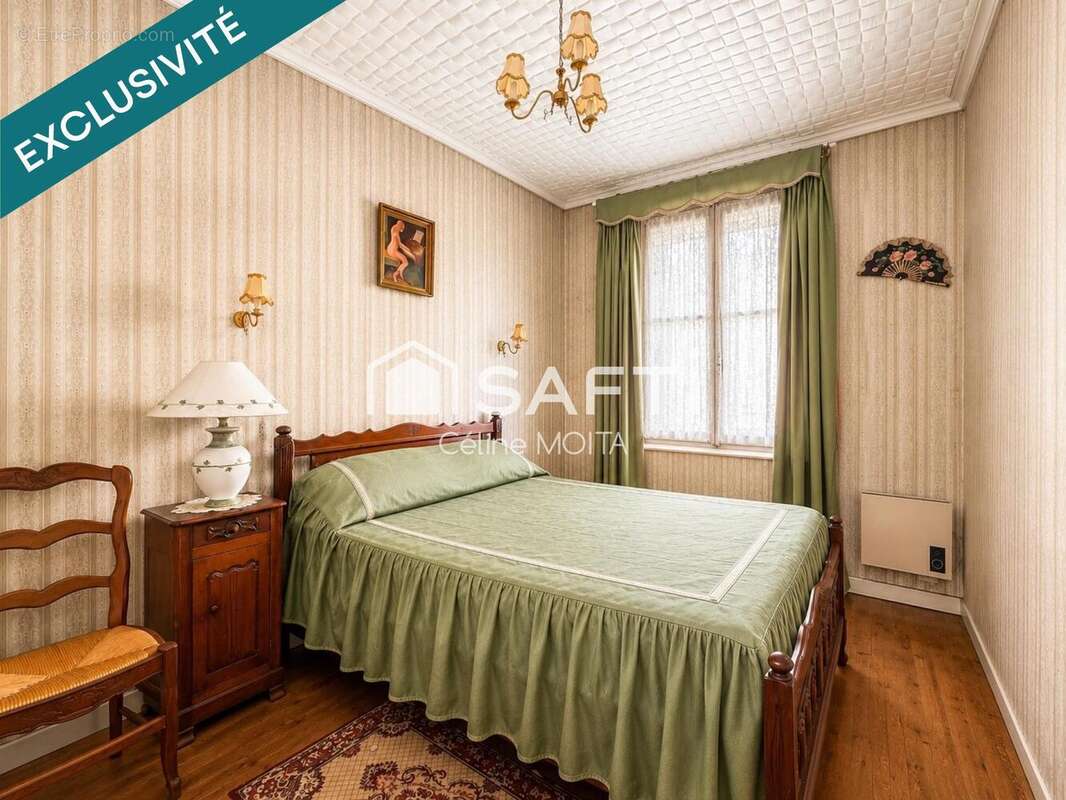 Maison 96 m² à Saint-Etienne-De-Saint-Geoirs  - photo 4