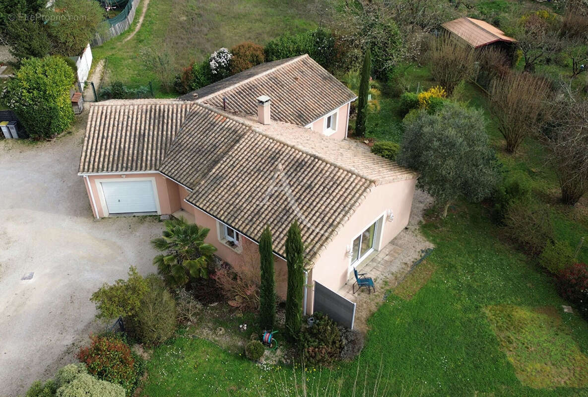 Maison à BUXEROLLES