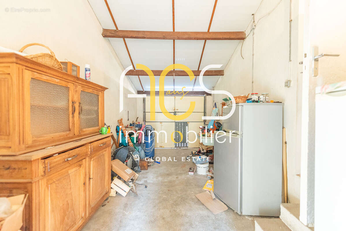 Maison Chateauneuf Les Martigues 5 pièce(s) 101 m2 garage plain pied calme - photo 17