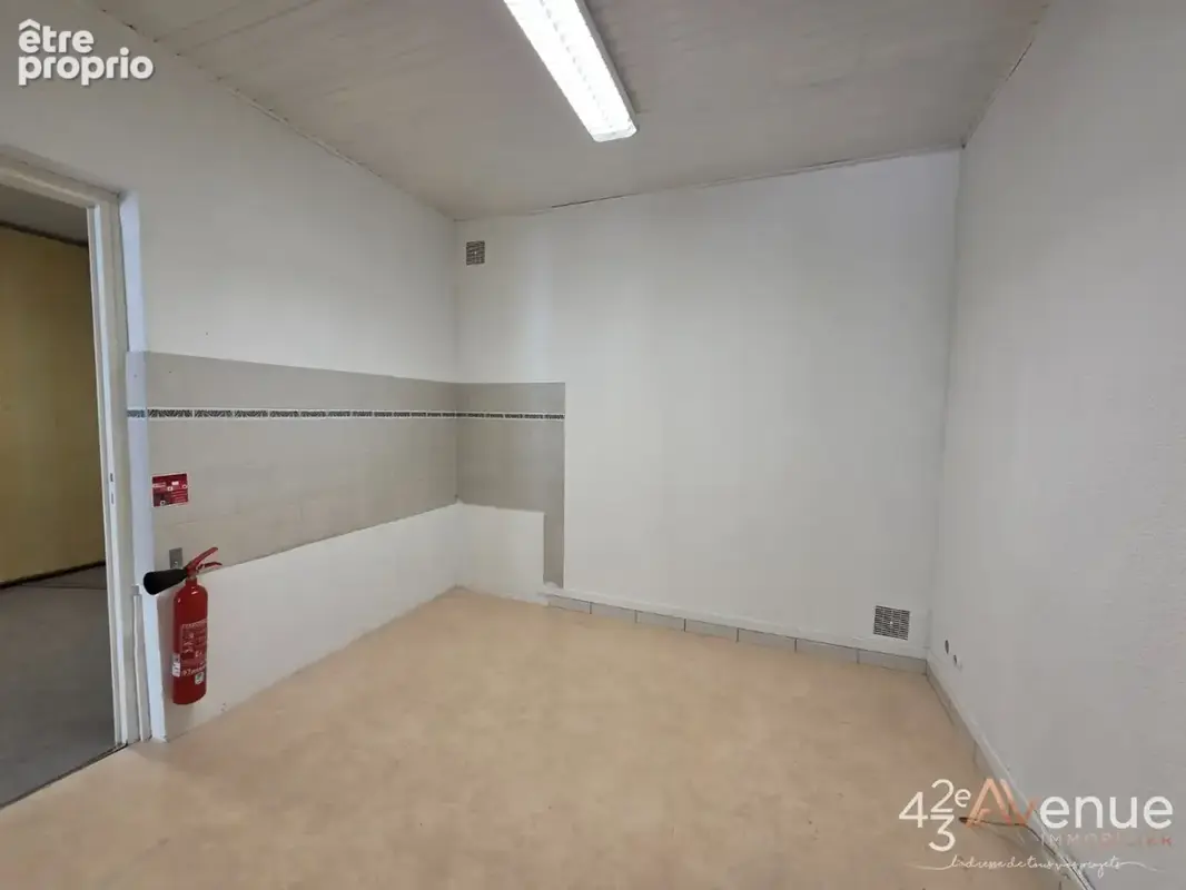 Commerce 76 m² à vendre à Saint-Etienne (42000) - photo 6