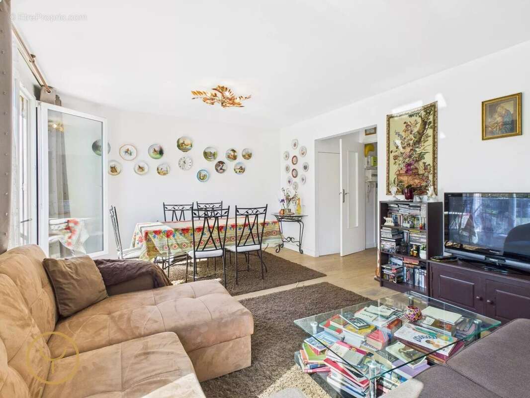 Appartement à ROMILLY-SUR-SEINE