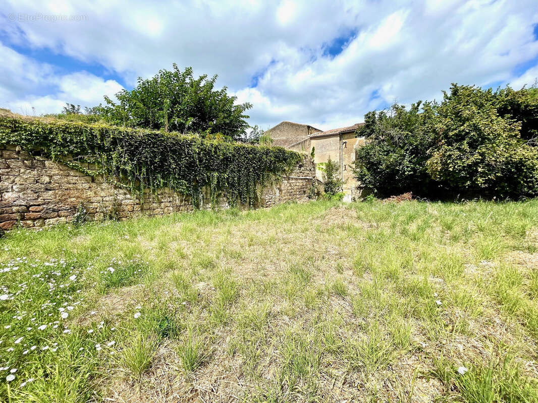 Maison à SAINT-MACAIRE