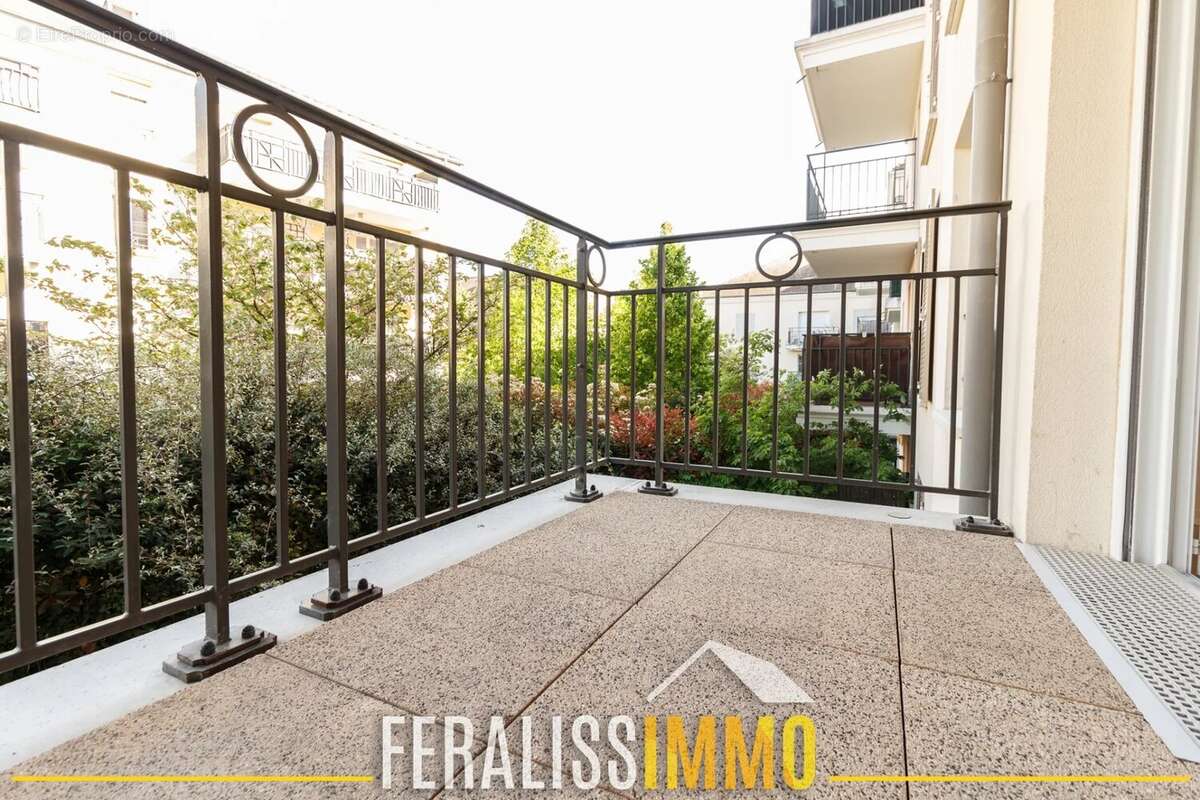 Appartement à VAUREAL