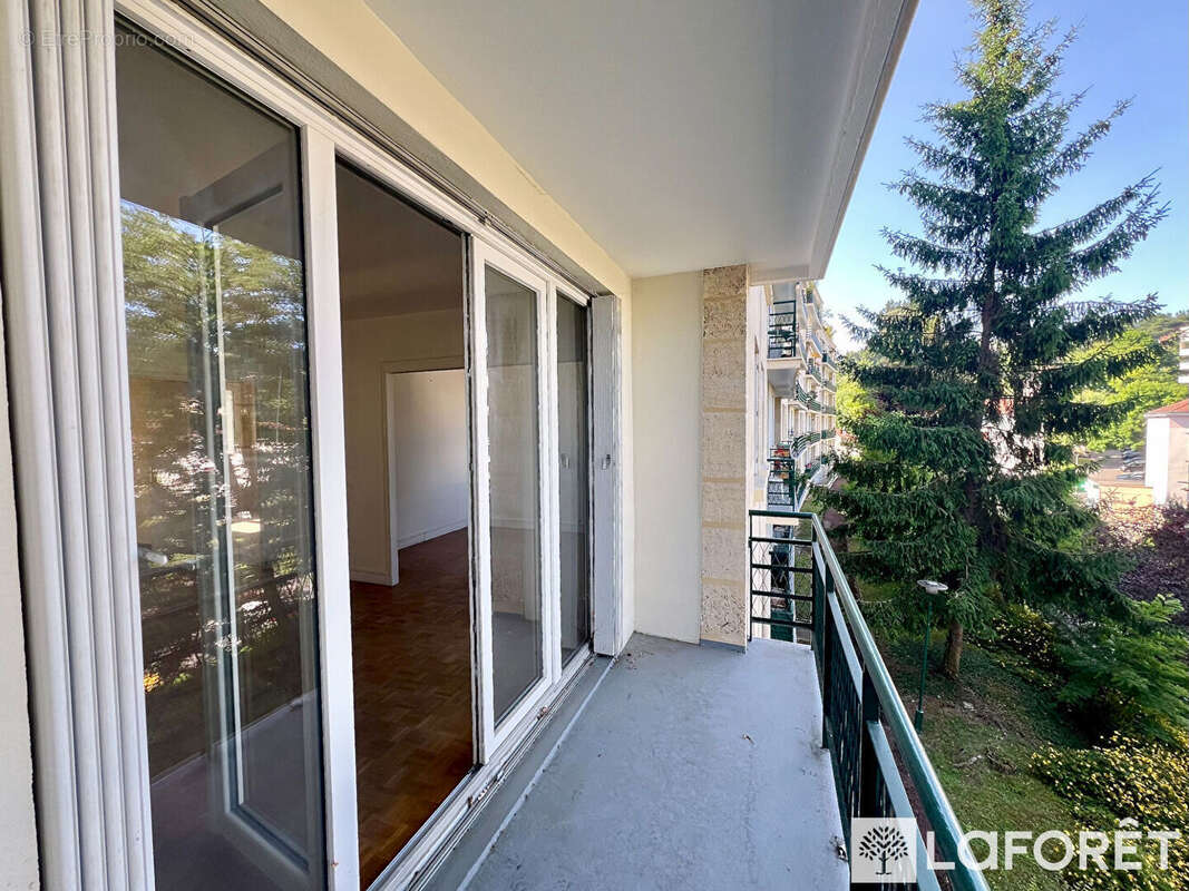 Appartement à SEVRES