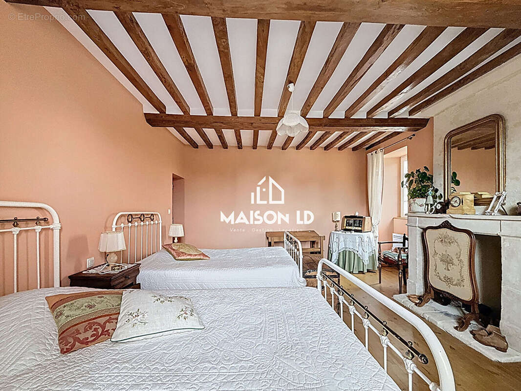 Maison à MANDEVILLE-EN-BESSIN