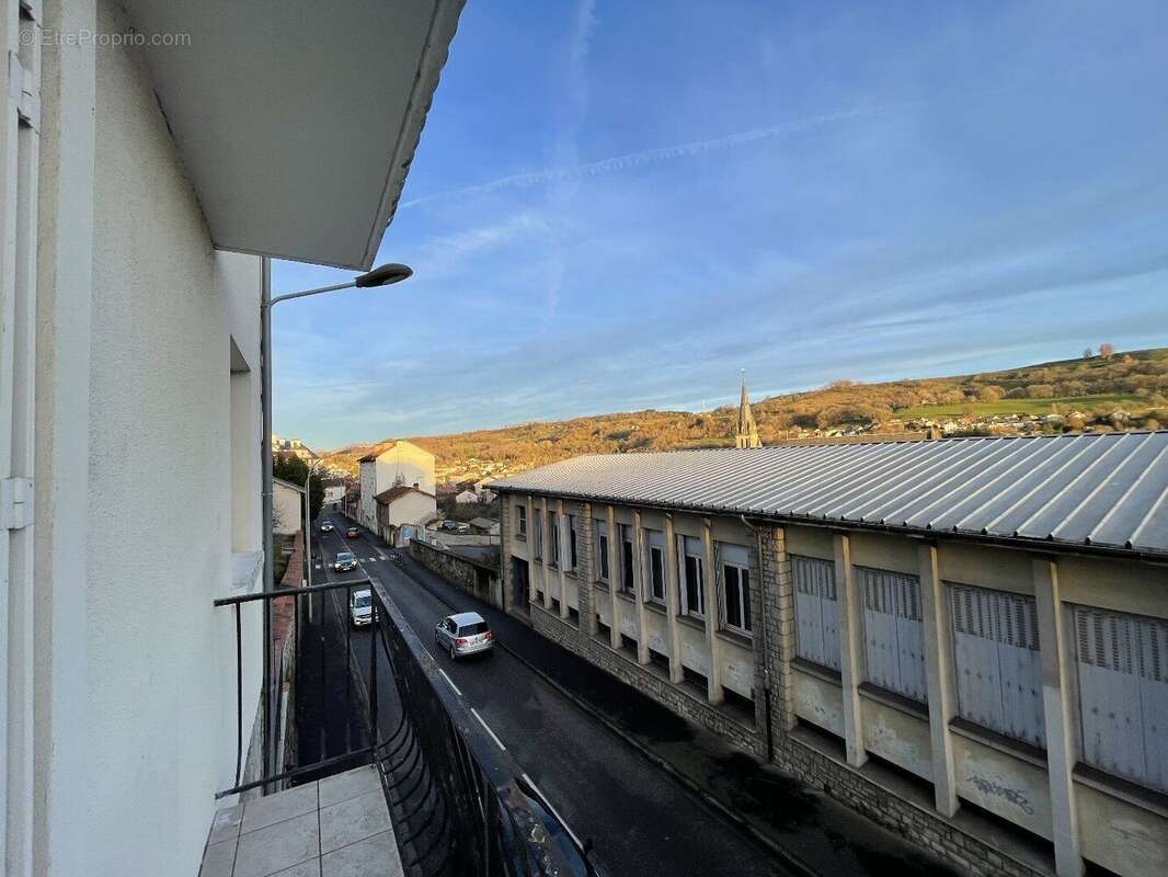 T4 balcon garage proche centre ville - photo 2