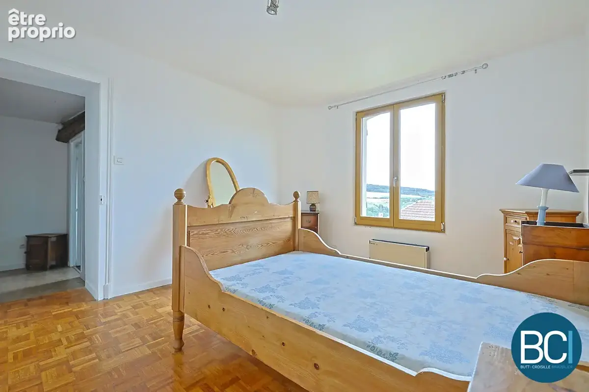 LAY-SAINT-CHRISTOPHE - Maison 7 pièces - 201m² - photo 9