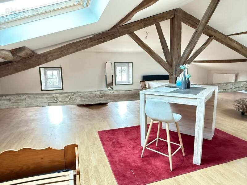 Maison à SAINT-VICTURNIEN