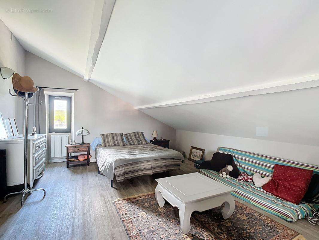 Maison à TOURNON-SUR-RHONE