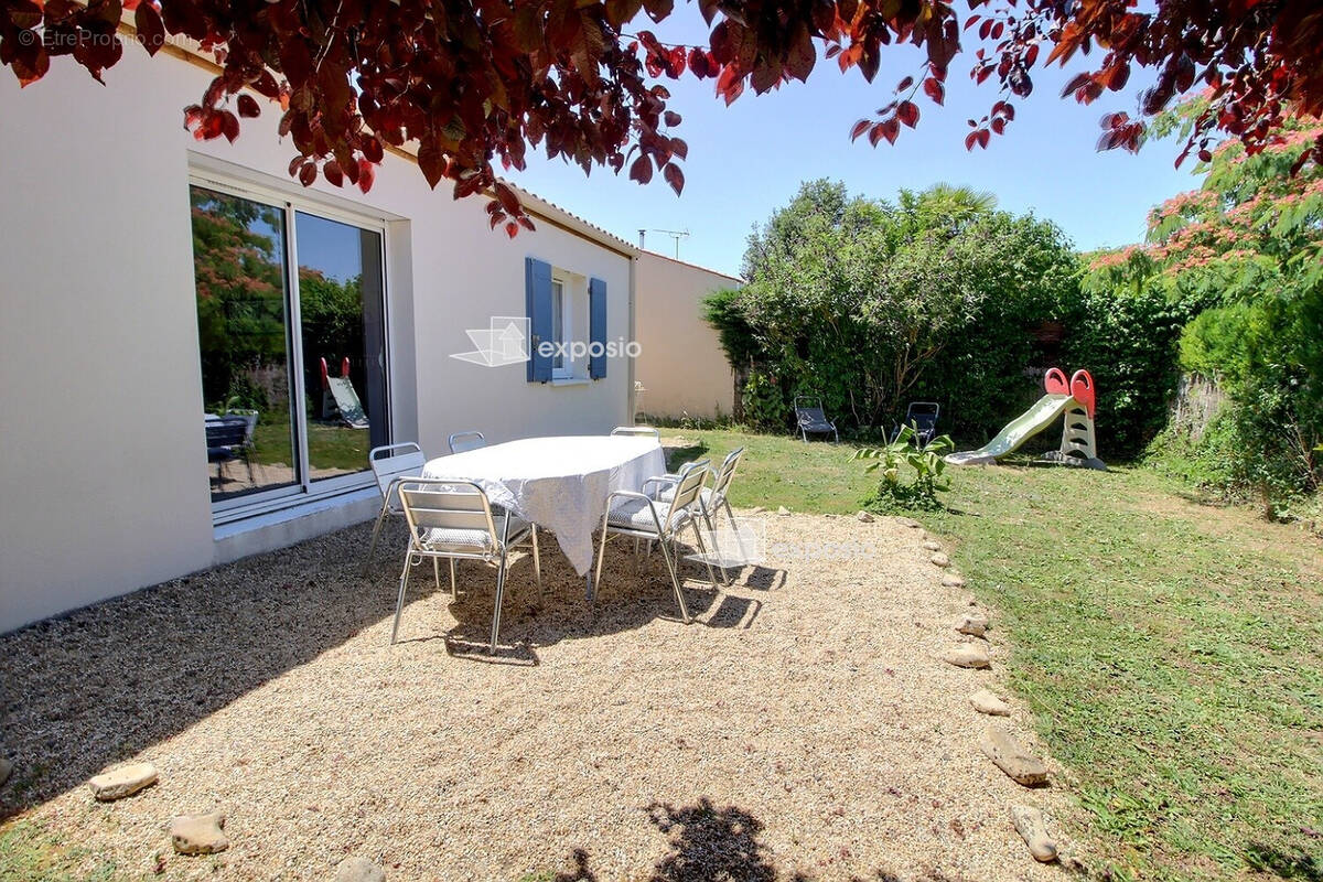 Maison à LA CRECHE